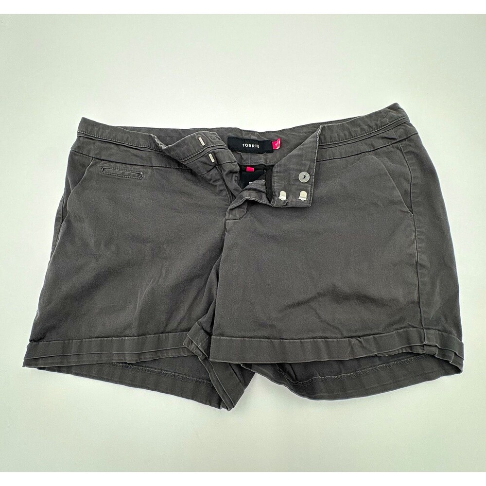 Torrid Women’s Plus Gray Chino Shorts Size 18 Mid Rise Stretch Pockets 3"